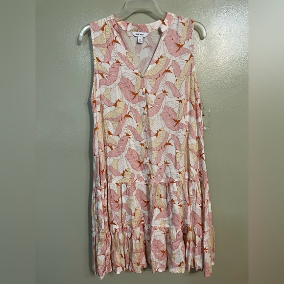 Nine West Flowy Pink and Cream Sleeveless Dress Front Buttons Tiered M New - Picture 2 of 9